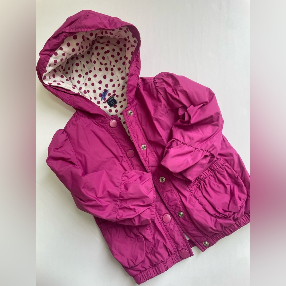 BabyGap Kids' Hooded plum colored Jacket with Polka Dot Lining- size 3